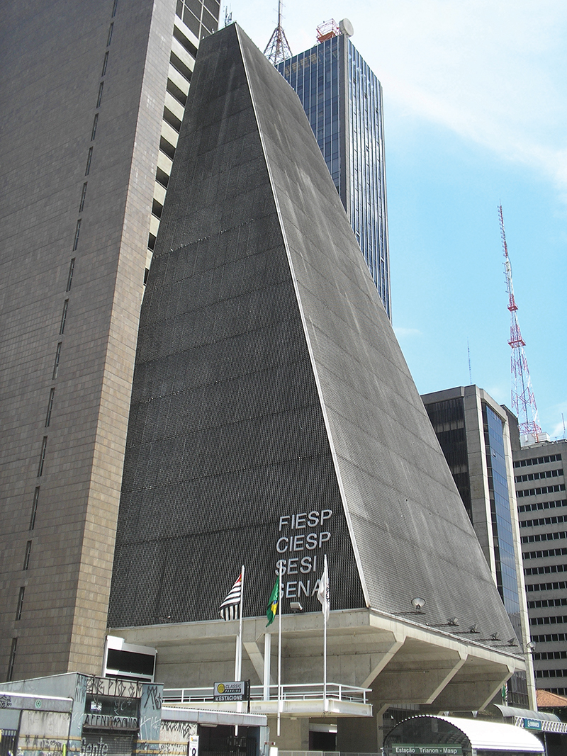 El Centro Cultural da FIESP, obra de 1999.