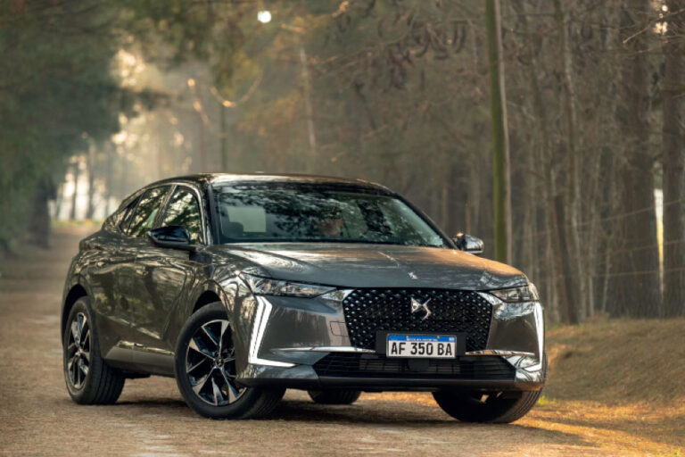 Nuevo DS 4: sofisticación tecnológica